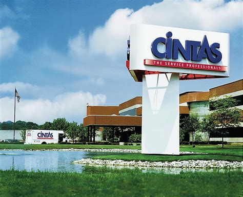 Each week, Cintas will pick up your soiled garments. . Cintas com